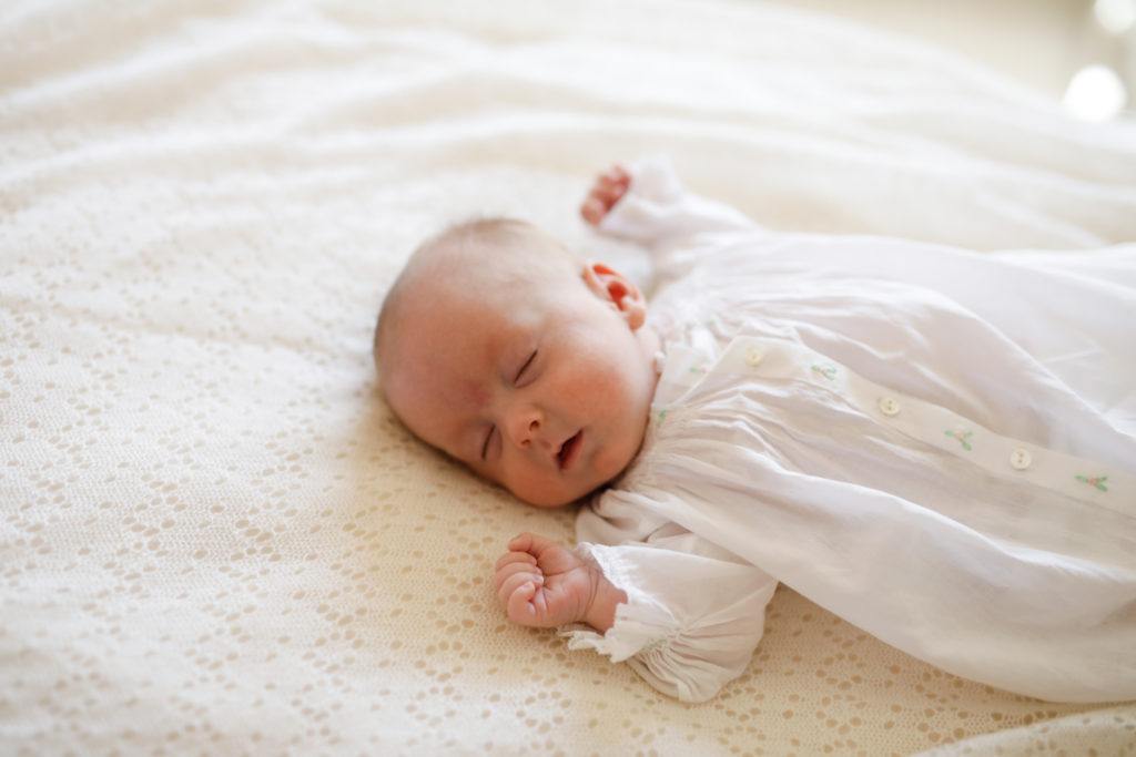 newborn photos daygown