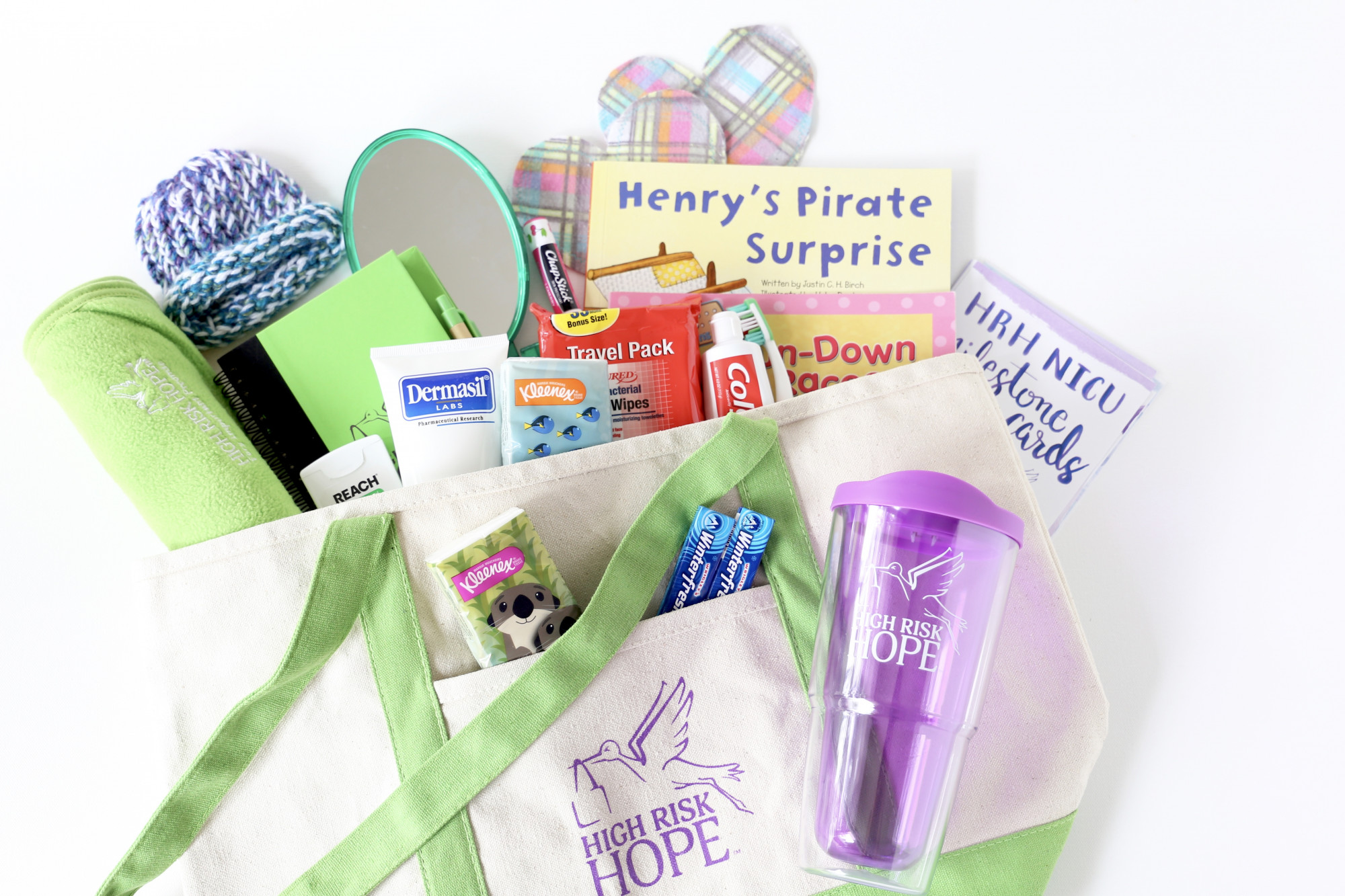 7 Thoughtful Gifts for Preemie Moms