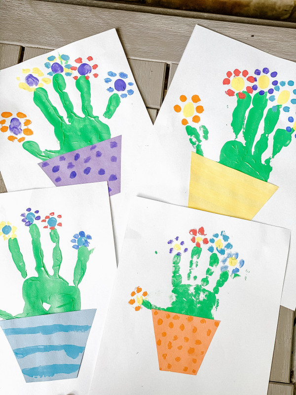 Easy Mother's Day Handprint Craft