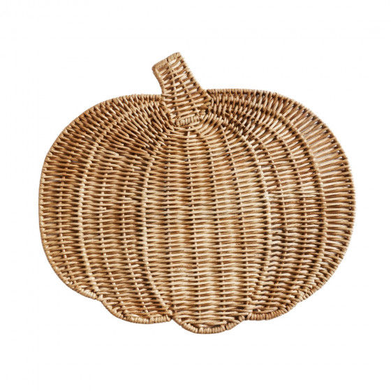 Pumpkin chargers add a festive touch to the table!