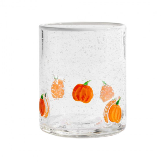 These pumpkin drinking glasses come in a set of 4.