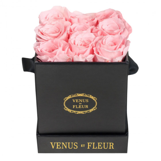 Lovely preserved roses that will keep up to a year!